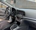 Белый Хендай Элантра, объемом двигателя 2 л и пробегом 160 тыс. км за 10900 $, фото 1 на Automoto.ua