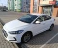 Белый Хендай Элантра, объемом двигателя 1.59 л и пробегом 22 тыс. км за 16500 $, фото 1 на Automoto.ua