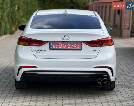 Білий Хендай Елантра, об'ємом двигуна 1.59 л та пробігом 65 тис. км за 14600 $, фото 9 на Automoto.ua