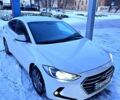 Белый Хендай Элантра, объемом двигателя 1.6 л и пробегом 7900 тыс. км за 12000 $, фото 1 на Automoto.ua