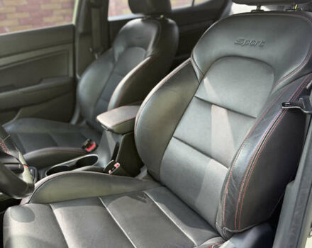 Білий Хендай Елантра, об'ємом двигуна 1.59 л та пробігом 65 тис. км за 14600 $, фото 20 на Automoto.ua