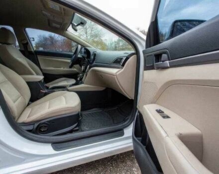 Білий Хендай Елантра, об'ємом двигуна 2 л та пробігом 89 тис. км за 3500 $, фото 9 на Automoto.ua