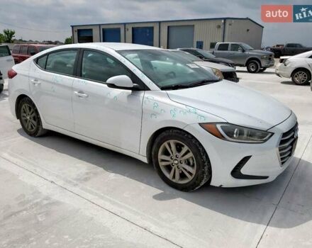 Белый Хендай Элантра, объемом двигателя 2 л и пробегом 96 тыс. км за 2300 $, фото 3 на Automoto.ua