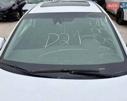 Белый Хендай Элантра, объемом двигателя 2 л и пробегом 164 тыс. км за 9200 $, фото 3 на Automoto.ua