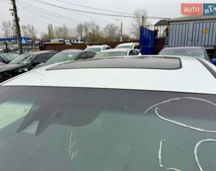 Белый Хендай Элантра, объемом двигателя 2 л и пробегом 164 тыс. км за 9400 $, фото 5 на Automoto.ua