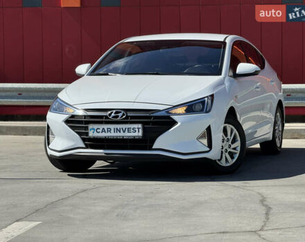 Білий Хендай Елантра, об'ємом двигуна 1.59 л та пробігом 270 тис. км за 12500 $, фото 4 на Automoto.ua