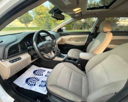 Белый Хендай Элантра, объемом двигателя 2 л и пробегом 38 тыс. км за 1700 $, фото 8 на Automoto.ua