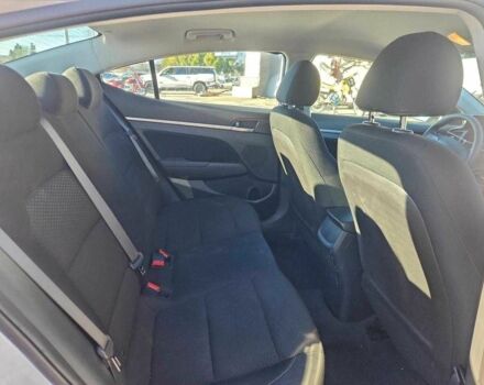 Белый Хендай Элантра, объемом двигателя 2 л и пробегом 70 тыс. км за 1500 $, фото 9 на Automoto.ua