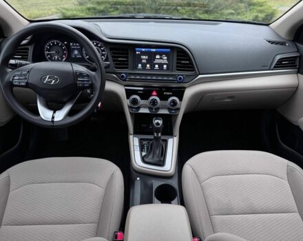 Білий Хендай Елантра, об'ємом двигуна 2 л та пробігом 84 тис. км за 13600 $, фото 2 на Automoto.ua