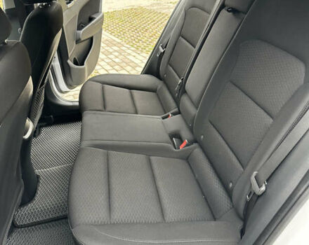 Белый Хендай Элантра, объемом двигателя 1.59 л и пробегом 140 тыс. км за 14500 $, фото 16 на Automoto.ua