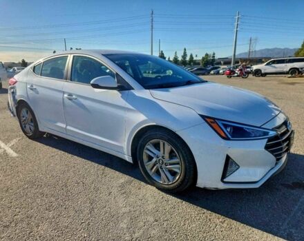 Белый Хендай Элантра, объемом двигателя 2 л и пробегом 70 тыс. км за 1500 $, фото 3 на Automoto.ua