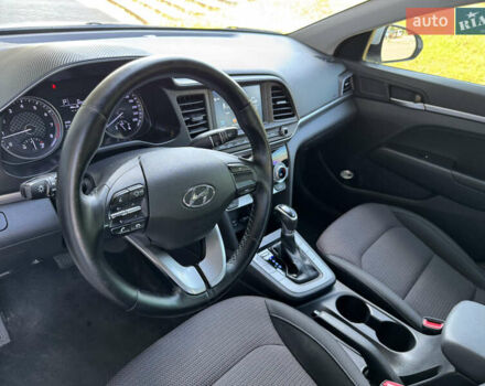 Білий Хендай Елантра, об'ємом двигуна 1.59 л та пробігом 270 тис. км за 12500 $, фото 18 на Automoto.ua