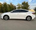 Белый Хендай Элантра, объемом двигателя 2 л и пробегом 38 тыс. км за 1700 $, фото 3 на Automoto.ua