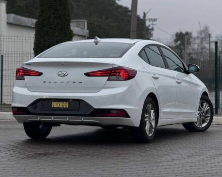 Білий Хендай Елантра, об'ємом двигуна 2 л та пробігом 84 тис. км за 13600 $, фото 7 на Automoto.ua