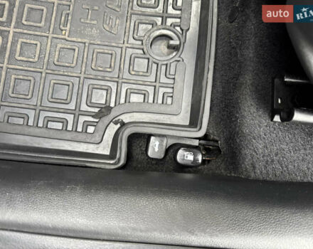 Белый Хендай Элантра, объемом двигателя 1.59 л и пробегом 247 тыс. км за 12500 $, фото 20 на Automoto.ua