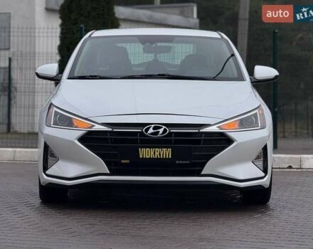 Білий Хендай Елантра, об'ємом двигуна 2 л та пробігом 84 тис. км за 13600 $, фото 1 на Automoto.ua