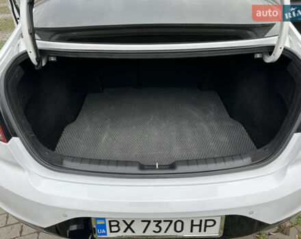 Белый Хендай Элантра, объемом двигателя 1.59 л и пробегом 140 тыс. км за 14500 $, фото 18 на Automoto.ua