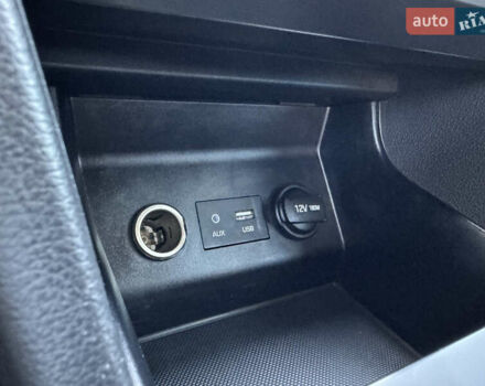 Білий Хендай Елантра, об'ємом двигуна 1.59 л та пробігом 270 тис. км за 12500 $, фото 23 на Automoto.ua