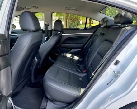 Хендай Элантра 2020 в Львове на Automoto.ua Белый Хендай Элантра, объемом двигателя 2 л и пробегом 41 тыс. км за 6500 $, фото 18 на Automoto.ua