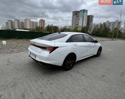 Білий Хендай Елантра, об'ємом двигуна 2 л та пробігом 56 тис. км за 16800 $, фото 3 на Automoto.ua