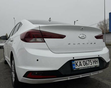 Белый Хендай Элантра, объемом двигателя 1.59 л и пробегом 46 тыс. км за 14000 $, фото 13 на Automoto.ua