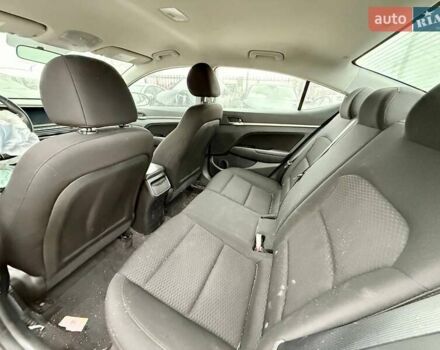 Білий Хендай Елантра, об'ємом двигуна 2 л та пробігом 96 тис. км за 9200 $, фото 20 на Automoto.ua