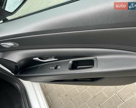 Білий Хендай Елантра, об'ємом двигуна 2 л та пробігом 56 тис. км за 16800 $, фото 18 на Automoto.ua