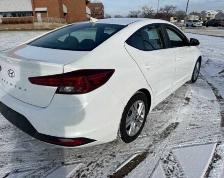 Белый Хендай Элантра, объемом двигателя 2 л и пробегом 32 тыс. км за 2900 $, фото 1 на Automoto.ua