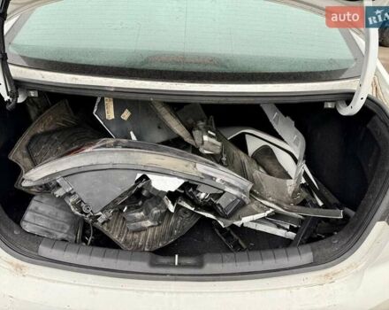 Білий Хендай Елантра, об'ємом двигуна 2 л та пробігом 96 тис. км за 9200 $, фото 28 на Automoto.ua