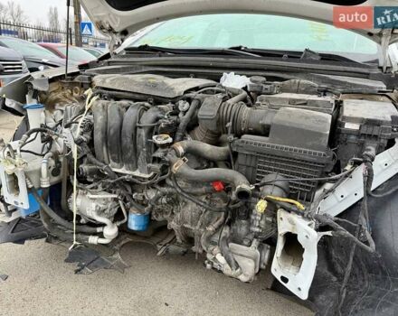 Білий Хендай Елантра, об'ємом двигуна 2 л та пробігом 96 тис. км за 9200 $, фото 18 на Automoto.ua