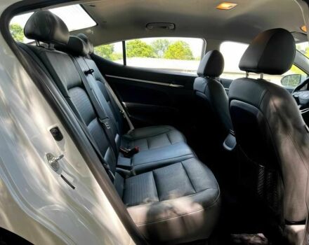 Хендай Элантра 2020 в Львове на Automoto.ua Белый Хендай Элантра, объемом двигателя 2 л и пробегом 41 тыс. км за 6500 $, фото 15 на Automoto.ua