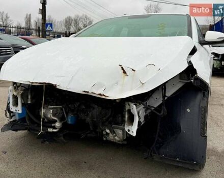 Білий Хендай Елантра, об'ємом двигуна 2 л та пробігом 96 тис. км за 9200 $, фото 2 на Automoto.ua