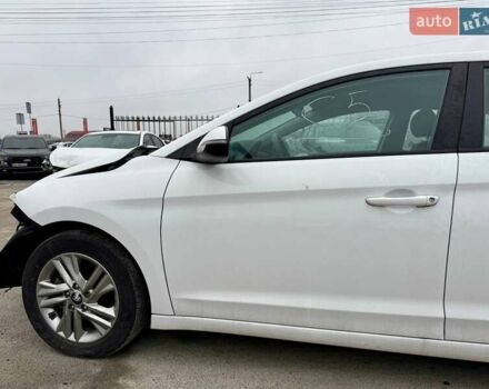 Білий Хендай Елантра, об'ємом двигуна 2 л та пробігом 96 тис. км за 9200 $, фото 7 на Automoto.ua