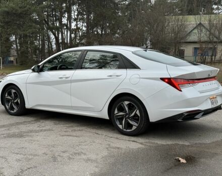 Белый Хендай Элантра, объемом двигателя 2 л и пробегом 55 тыс. км за 18600 $, фото 4 на Automoto.ua