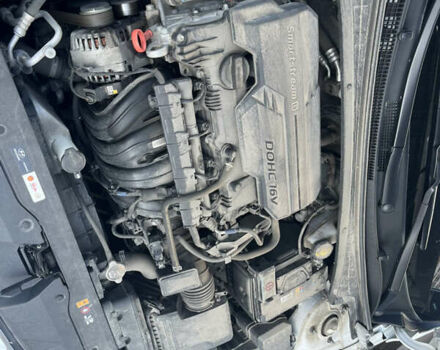 Белый Хендай Элантра, объемом двигателя 2 л и пробегом 101 тыс. км за 20000 $, фото 19 на Automoto.ua