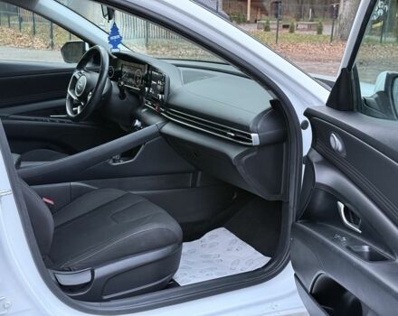 Белый Хендай Элантра, объемом двигателя 2 л и пробегом 55 тыс. км за 18600 $, фото 18 на Automoto.ua