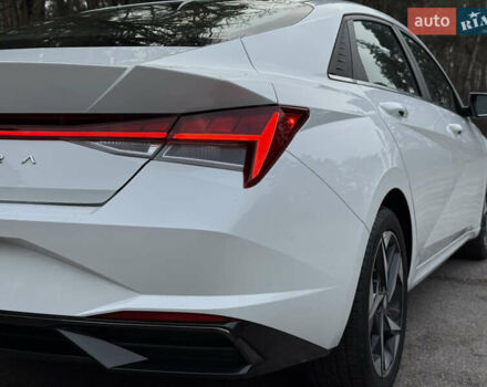 Білий Хендай Елантра, об'ємом двигуна 0 л та пробігом 55 тис. км за 18600 $, фото 17 на Automoto.ua