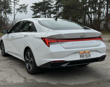 Белый Хендай Элантра, объемом двигателя 2 л и пробегом 55 тыс. км за 18600 $, фото 5 на Automoto.ua