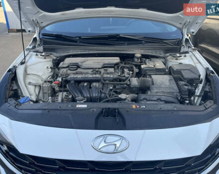 Белый Хендай Элантра, объемом двигателя 2 л и пробегом 101 тыс. км за 20000 $, фото 17 на Automoto.ua