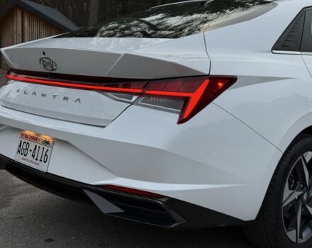 Белый Хендай Элантра, объемом двигателя 2 л и пробегом 55 тыс. км за 18600 $, фото 13 на Automoto.ua