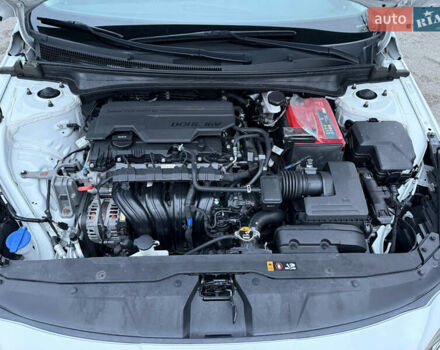 Білий Хендай Елантра, об'ємом двигуна 0 л та пробігом 55 тис. км за 18600 $, фото 27 на Automoto.ua