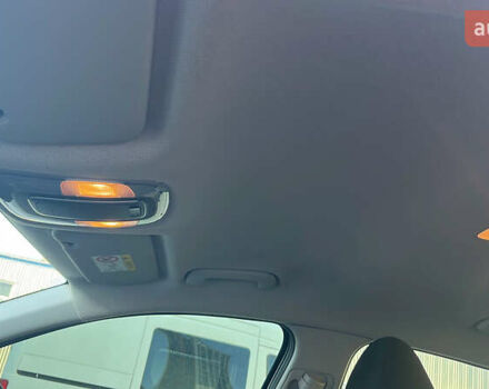 Белый Хендай Элантра, объемом двигателя 2 л и пробегом 101 тыс. км за 20000 $, фото 31 на Automoto.ua