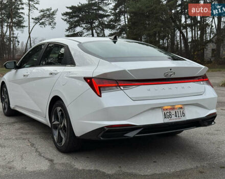 Білий Хендай Елантра, об'ємом двигуна 0 л та пробігом 55 тис. км за 18600 $, фото 4 на Automoto.ua