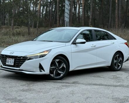 Белый Хендай Элантра, объемом двигателя 2 л и пробегом 55 тыс. км за 18600 $, фото 1 на Automoto.ua