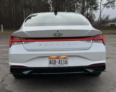 Белый Хендай Элантра, объемом двигателя 2 л и пробегом 55 тыс. км за 18600 $, фото 6 на Automoto.ua