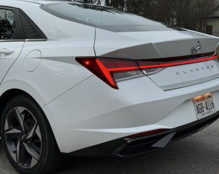 Белый Хендай Элантра, объемом двигателя 2 л и пробегом 55 тыс. км за 18600 $, фото 12 на Automoto.ua