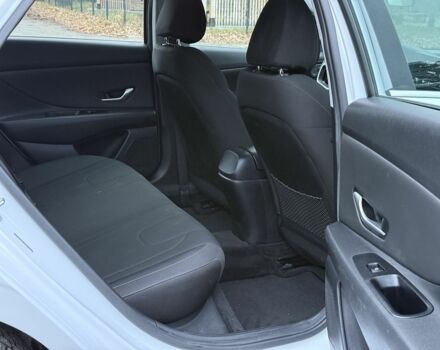 Белый Хендай Элантра, объемом двигателя 2 л и пробегом 55 тыс. км за 18600 $, фото 21 на Automoto.ua