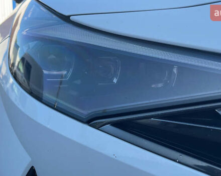 Белый Хендай Элантра, объемом двигателя 2 л и пробегом 101 тыс. км за 20000 $, фото 20 на Automoto.ua