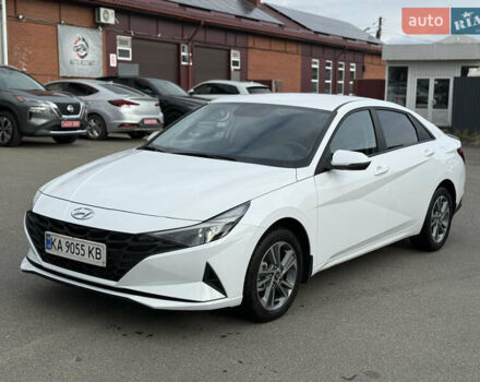 Белый Хендай Элантра, объемом двигателя 1.59 л и пробегом 33 тыс. км за 18000 $, фото 1 на Automoto.ua