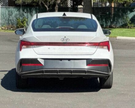 Хендай Элантра 2024 в Виннице на Automoto.ua Белый Хендай Элантра, объемом двигателя 2 л и пробегом 27 тыс. км за 11600 $, фото 5 на Automoto.ua